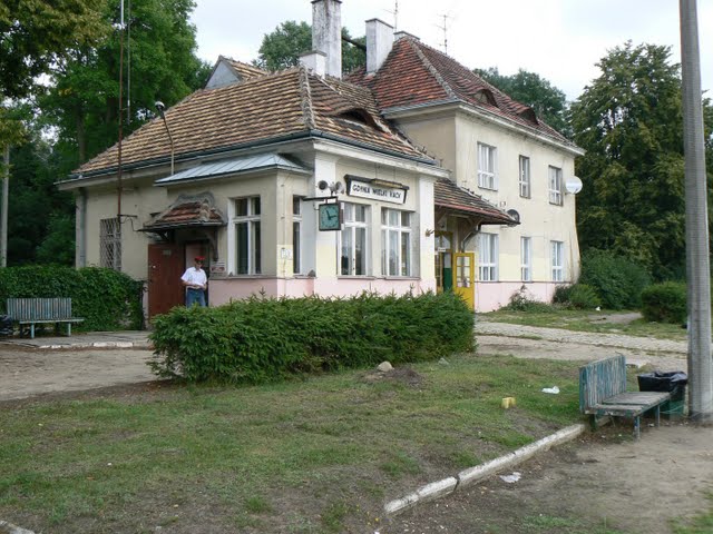 Dworzec Kolejowy w Wielkim Kacku, z tąd został wywieziony do obozu Leon Hirsz wraz z pozostałymi zakonnikami